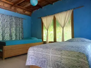 Tambo Marina Ecohostal - Hostel