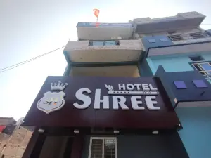 OYO 822170 Hotel Shree
