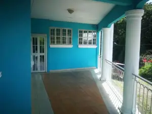 Hostal Familiar Villa Nome
