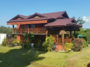 Wooden House in Longan Farm
