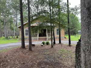 Cottage In The Woods, Lots Of Wildlife, Gated, And Paved, And Very Private,