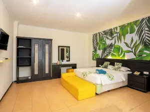 Tropical Point Hotel Syariah