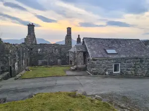 Rhiw Goch Inn Holiday Home