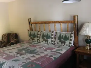 Tenkiller Lodge