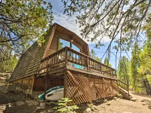 เคบินปายน์เครสท์ที่สวยงาม พร้อมดาดฟ้าส่วนตัว