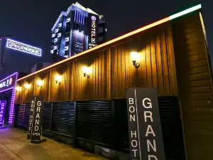 Born Hotel Cheongju