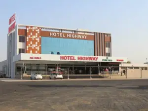 Hotel Highway