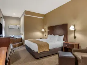 Comfort Inn Warrensburg Station
