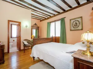 Delightful Country House Dating Back to The XVIII Century in La Rioja