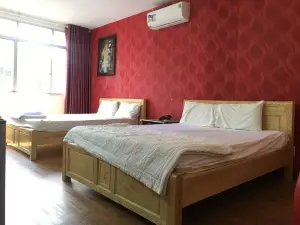 Long Son Hotel