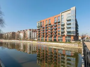 Downtown Apartments Riverside Dwie Motlawy