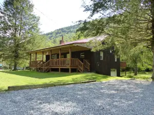 Rustic and all the comforts of home in the Heart of the Elk Range