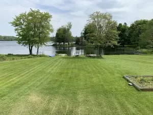 Peaceful Galway Lake Lakefront close to Saratoga has all the amenities