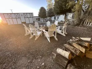 New! Hunter's Lodge Canyon Overlook, HOT TUB