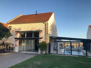 Luxury loft with heated indoor pool, Jacuzzi and sauna