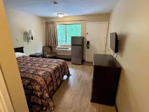 FairBridge Inn & Suites Richmond Hill