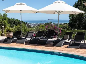 Winelands Villa Guesthouse and Cottages