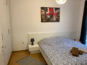 Sleep4-freep-mountainview-balcony-petfriendly
