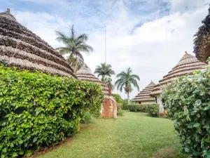 Kingfisher Safaris Resort Hotel