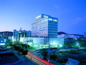 Gumi Century Hotel