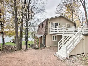Pet-Friendly New Auburn Apt w/ on-Site Lake!