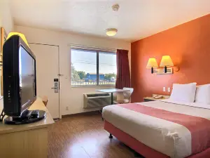 Motel 6 San Angelo, TX