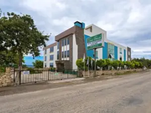 Troas Beach Hotel