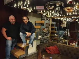 Studio Renversant Insolite