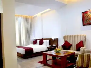 Hotel Silk City