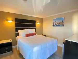 Relax Inn North Babylon