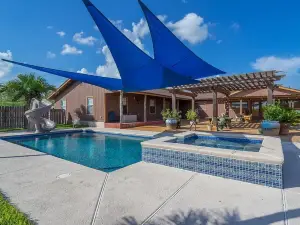 L Resort Bnb