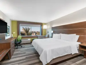 Holiday Inn Express & Suites Lake Havasu - London Bridge