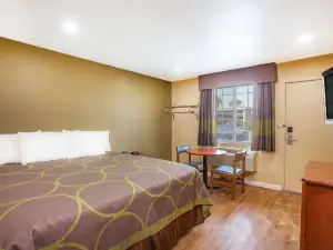 Super 8 by Wyndham Redlands/San Bernardino