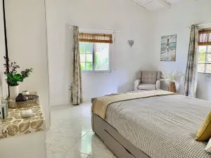 Stunning 3Br Villa - Friendship Bay View & Balcony