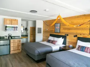Loge Wolf Creek