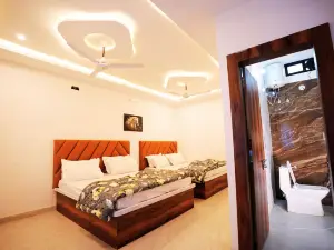 SAATWIK HOTEL