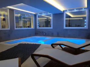 ลาดิมอรา เดลเล ฟาเต ลักเชอรี่แอนด์สปา