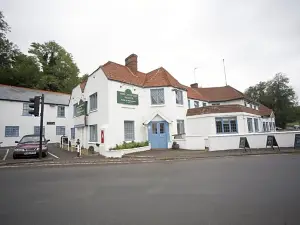 Shillingford Bridge Hotel
