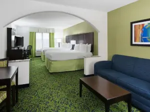 Holiday Inn Express & Suites Stroudsburg-Poconos