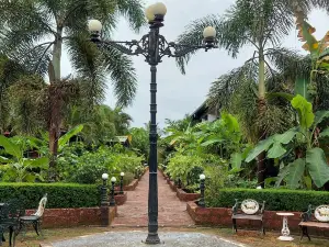 Chira Meadows Ecoresort, Dapoli