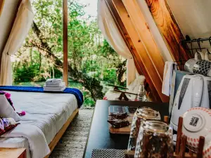 Duende Treehouses Hotel