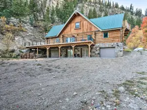 Rural Fruitland Cabin w/ Decks + Atv Trails!