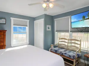 Castaway by Pristine Properties Vacation Rentals