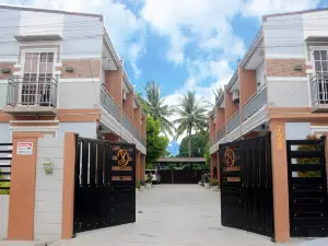 M3 Evanz Apartment with covered parking