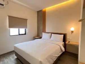 Tadaima Suites Cilegon