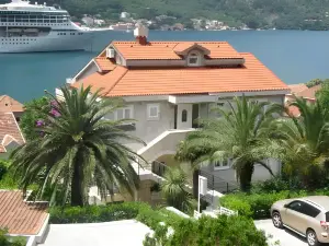 Palma Apartments