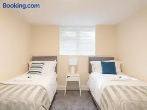 Dartford Luxurious Apartment