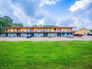 Economy Inn by OYO Livingston TX Hwy 59