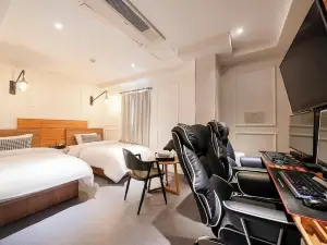 อเวนิว โรงแรม