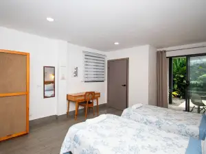 Yuli Hotel